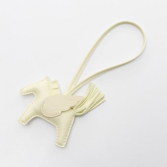 HERMES Yellow Leather Charm - Picture 2 of 6